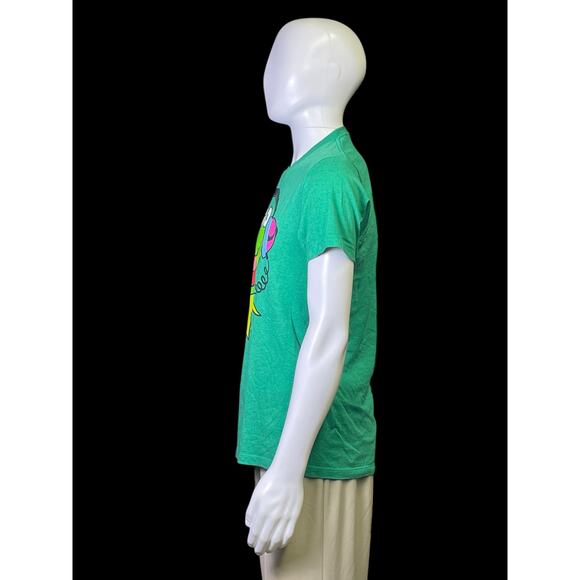 The Muppets Kermit the Frog w/ Headphones Green Graphic Retro T-Shirt Men's Sz M - Picture 4 of 9